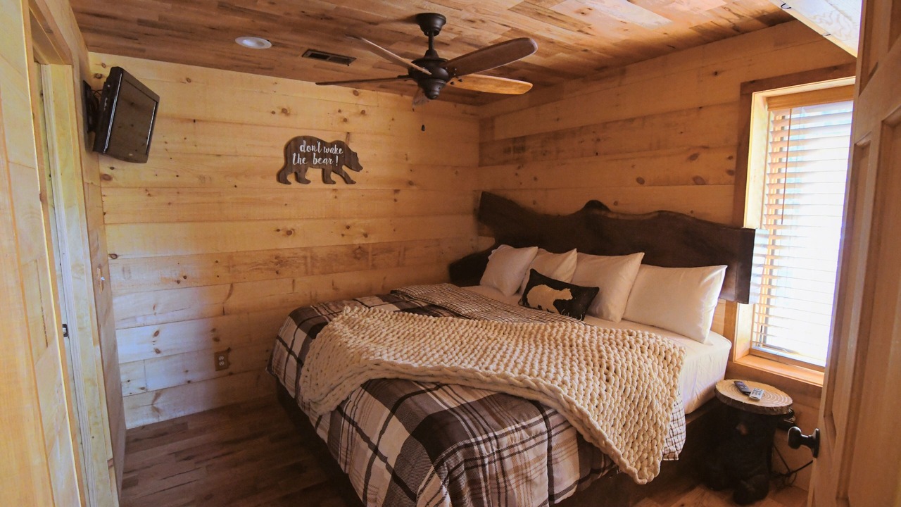 Photo of Bedroom in Nixa