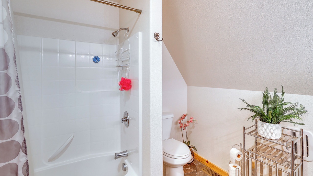 Photo of Bathroom in Elk City