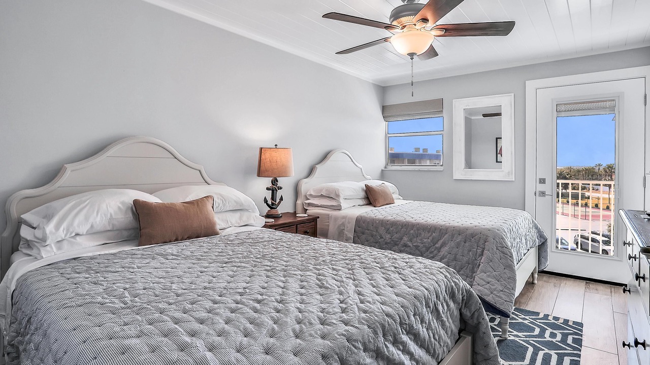 Photo of Bedroom in Crescent Beach