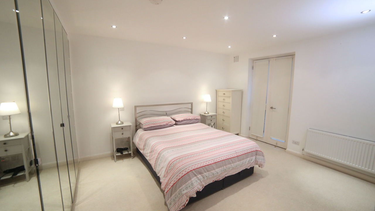 Photo of Bedroom in Bayswater