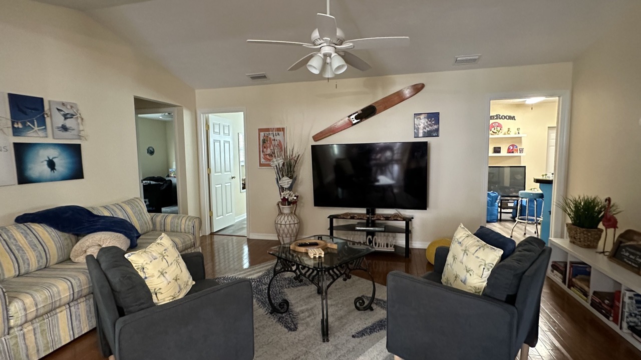 Photo of Livingroom in Palma Sola