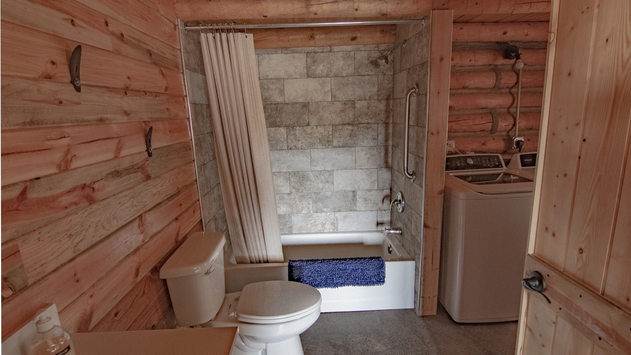 Photo of Bathroom in Blanding