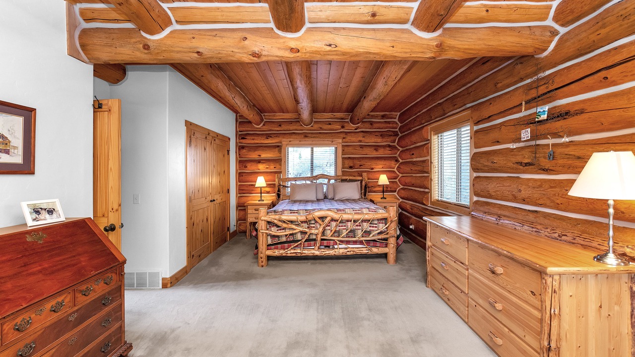 Photo of Bedroom in Powder Mountain