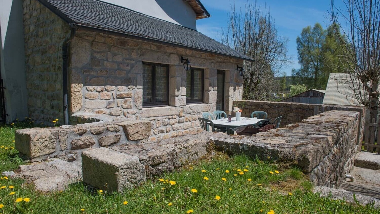 Photo of Outdoor in Saint-Sauveur-de-Peyre