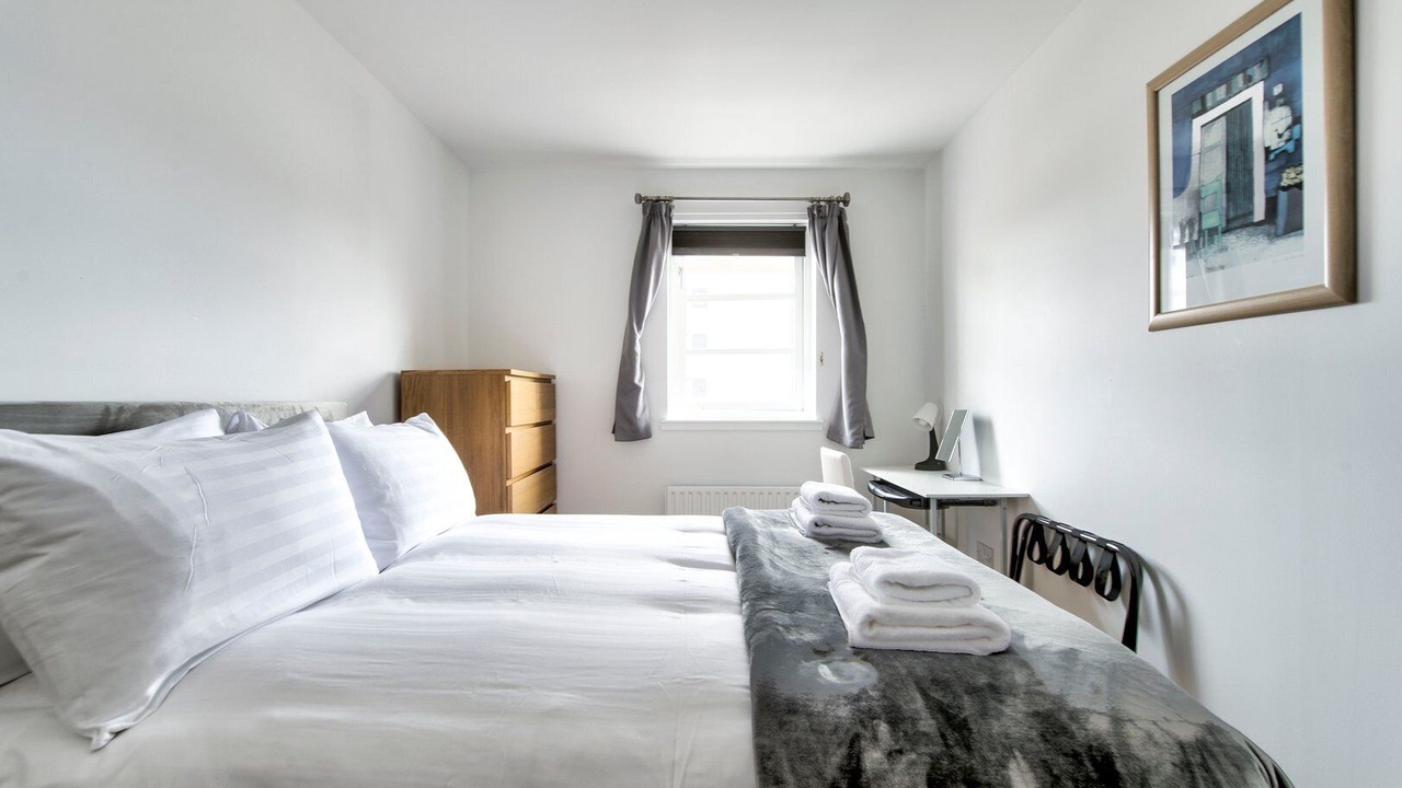 Photo of Bedroom in Leith