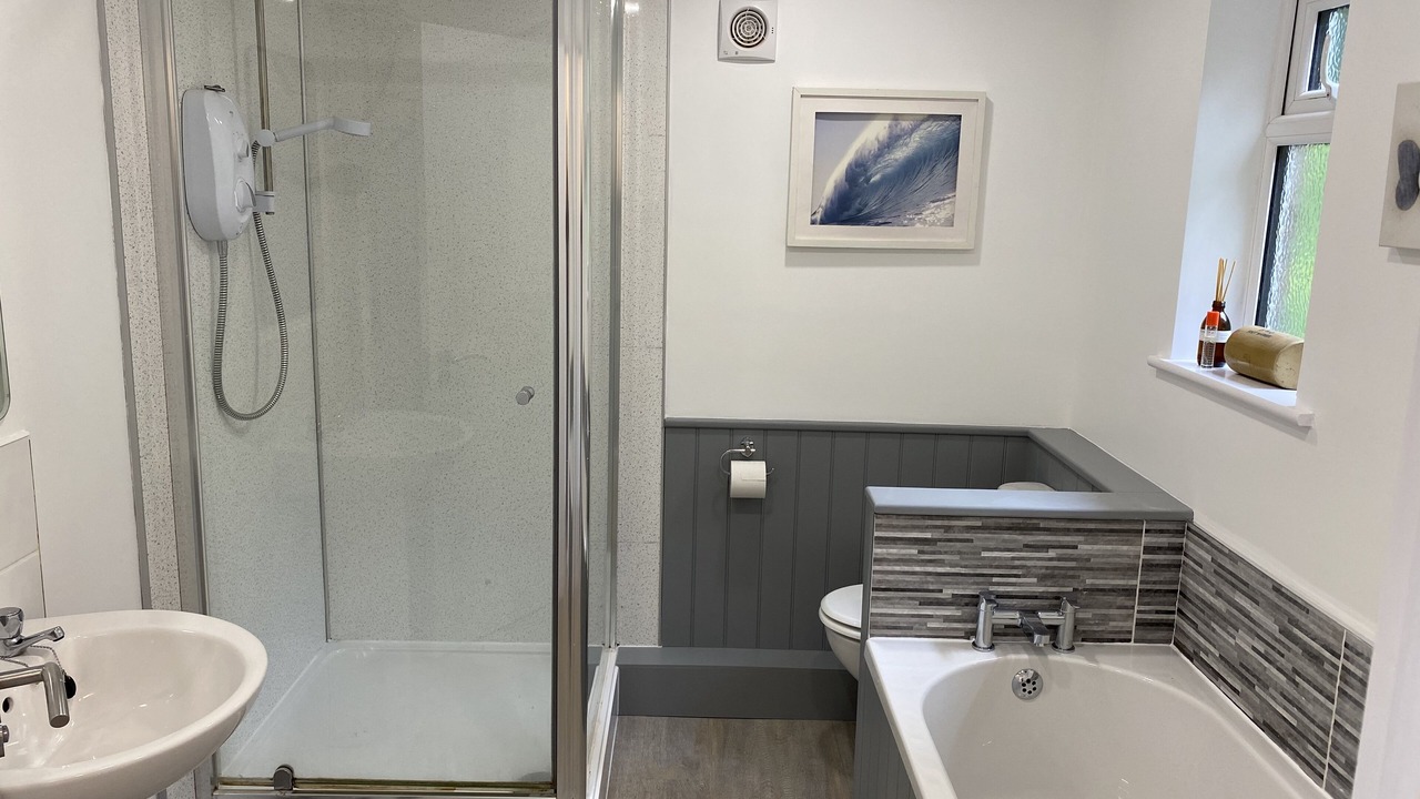 Photo of Bathroom in Mortehoe
