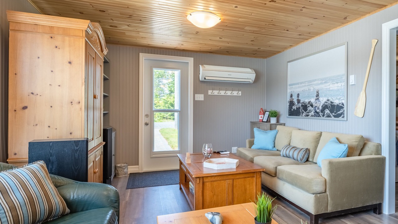 Photo of Livingroom in Heckmans Island