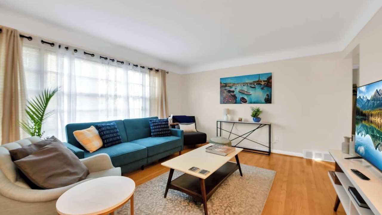 Photo of Livingroom in Grosse Pointe