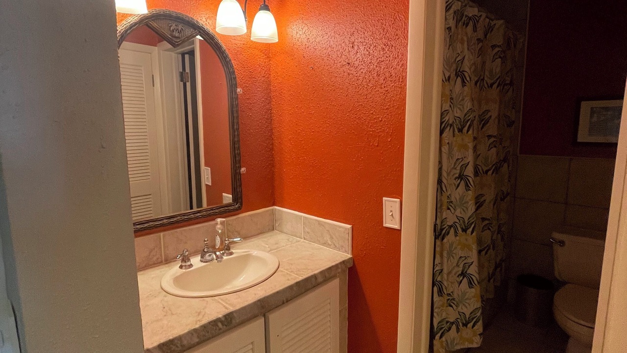 Photo of Bathroom in Estate Salt River