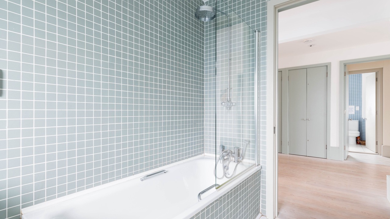 Photo of Bathroom in Polzeath