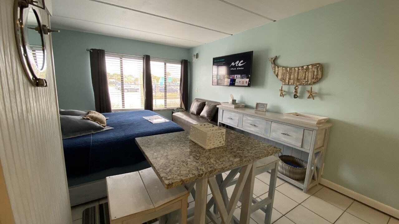 Photo of Bedroom in Crescent Beach