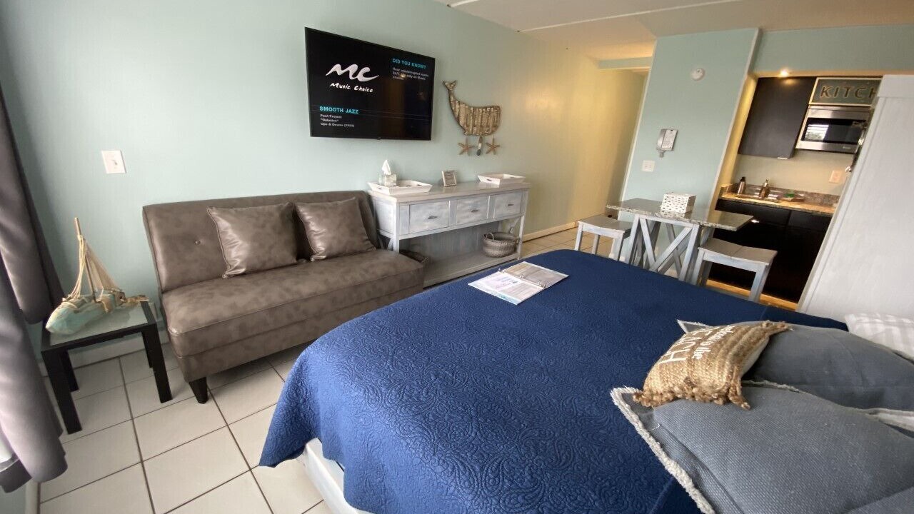 Photo of Bedroom in Crescent Beach