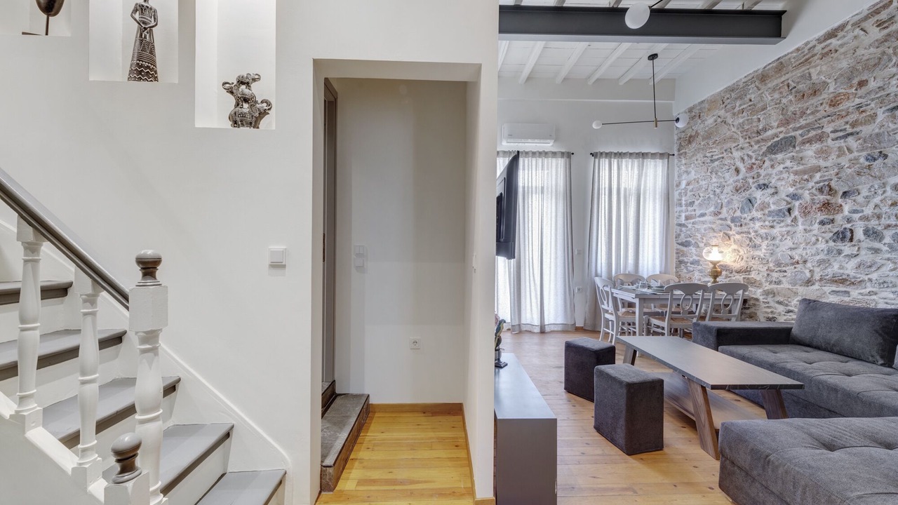 Photo of Livingroom in Ermoupoli