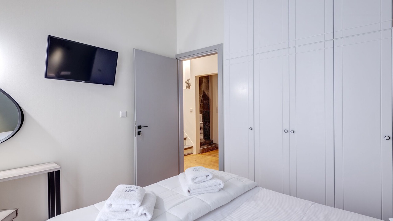 Photo of Bedroom in Ermoupoli