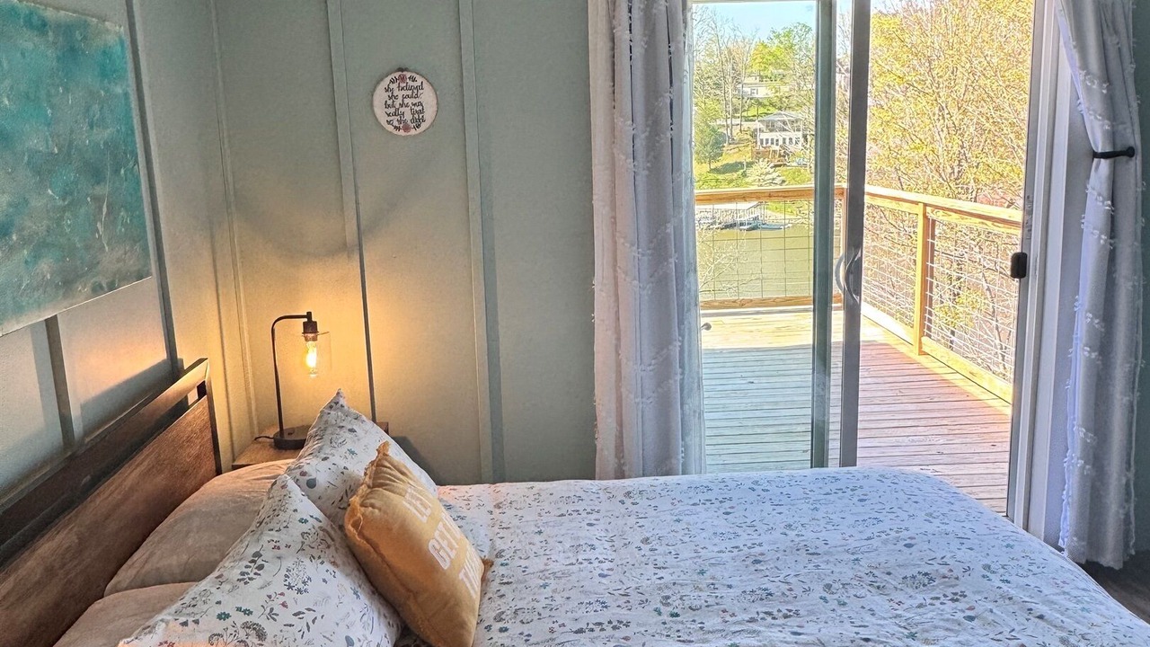 Photo of Bedroom in Goreville