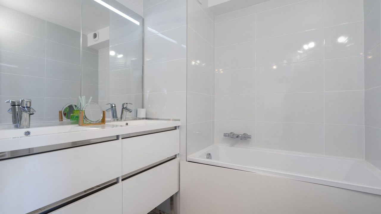 Photo of Bathroom in Frontignan