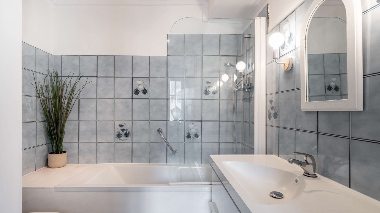 Photo of Bathroom in Luc-sur-Mer