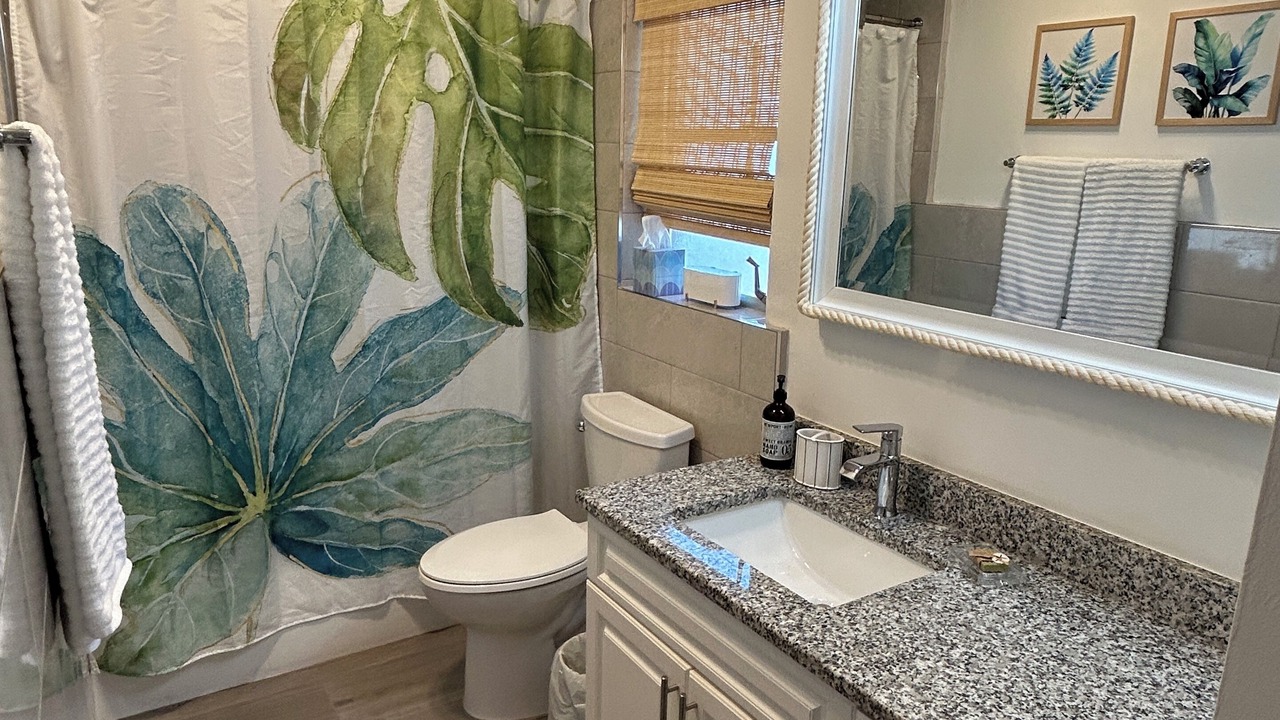 Photo of Bathroom in Venice Gardens