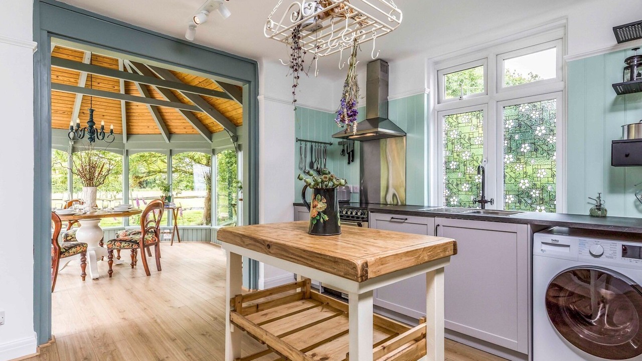 Photo of Kitchen in Birdham