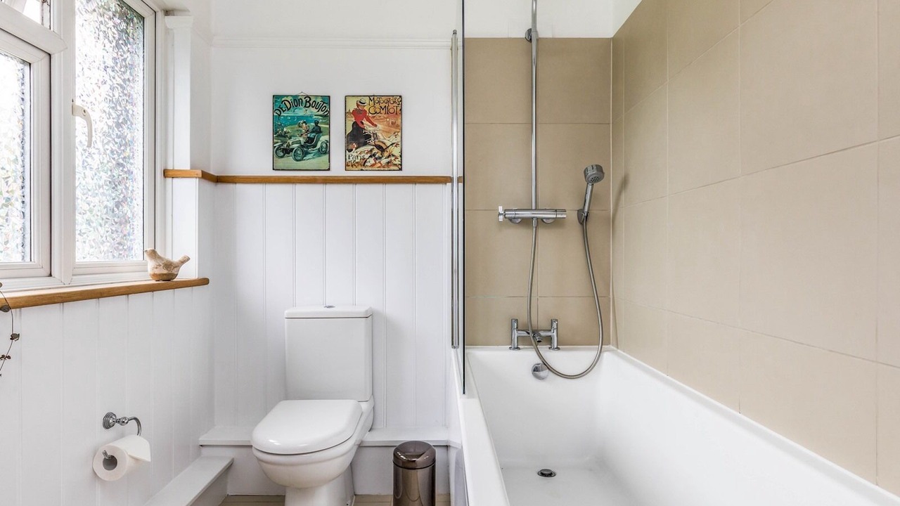Photo of Bathroom in Birdham