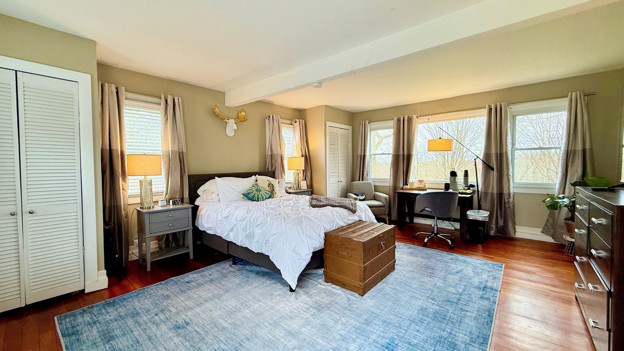 Photo of Bedroom in Dayville