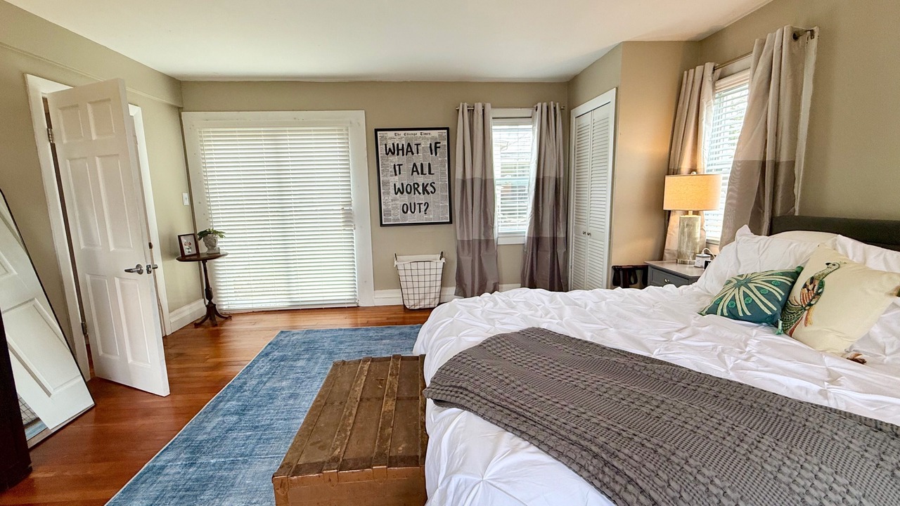 Photo of Bedroom in Dayville