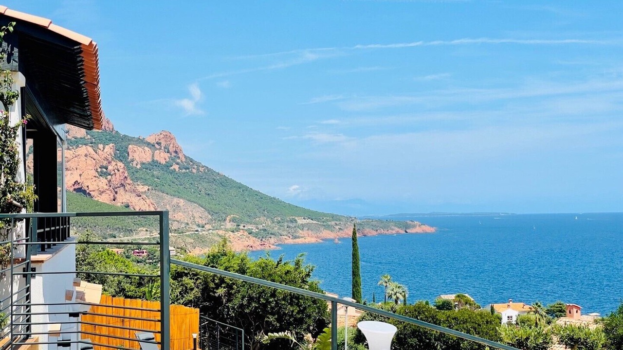 Photo of Outdoor in Antheor