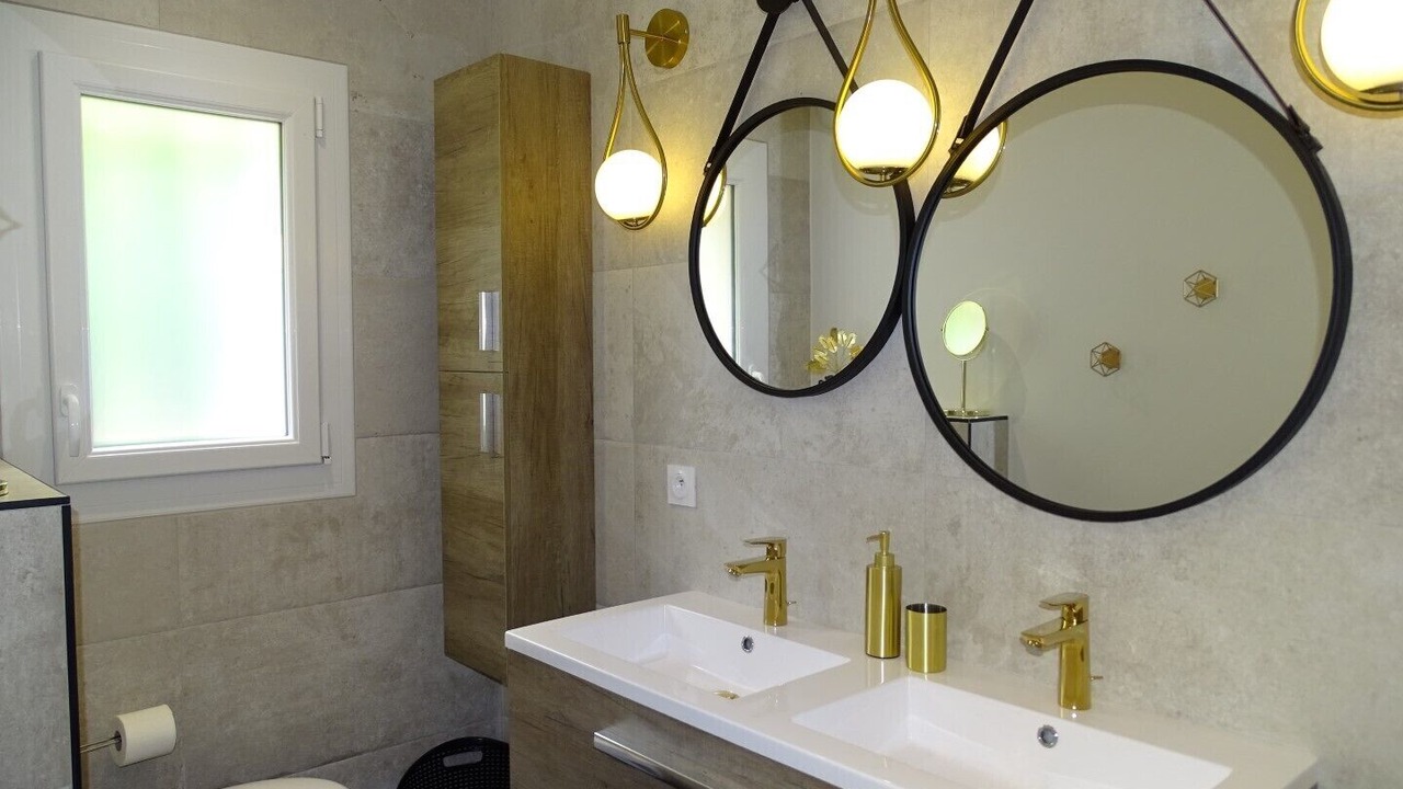 Photo of Bathroom in Antheor