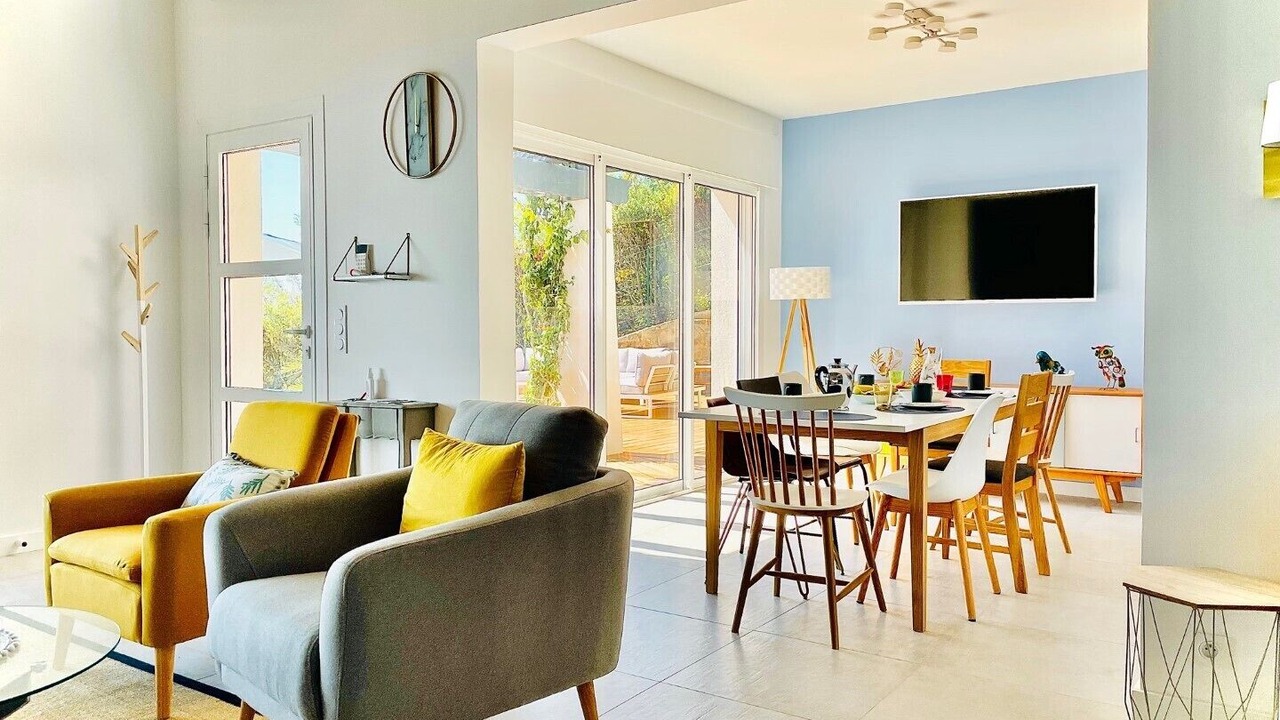 Photo of Livingroom in Antheor