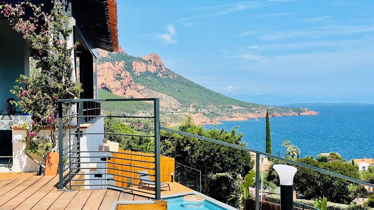 Photo of Outdoor in Antheor