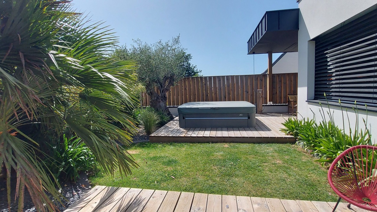 Photo of Patio Balcony in Plumergat