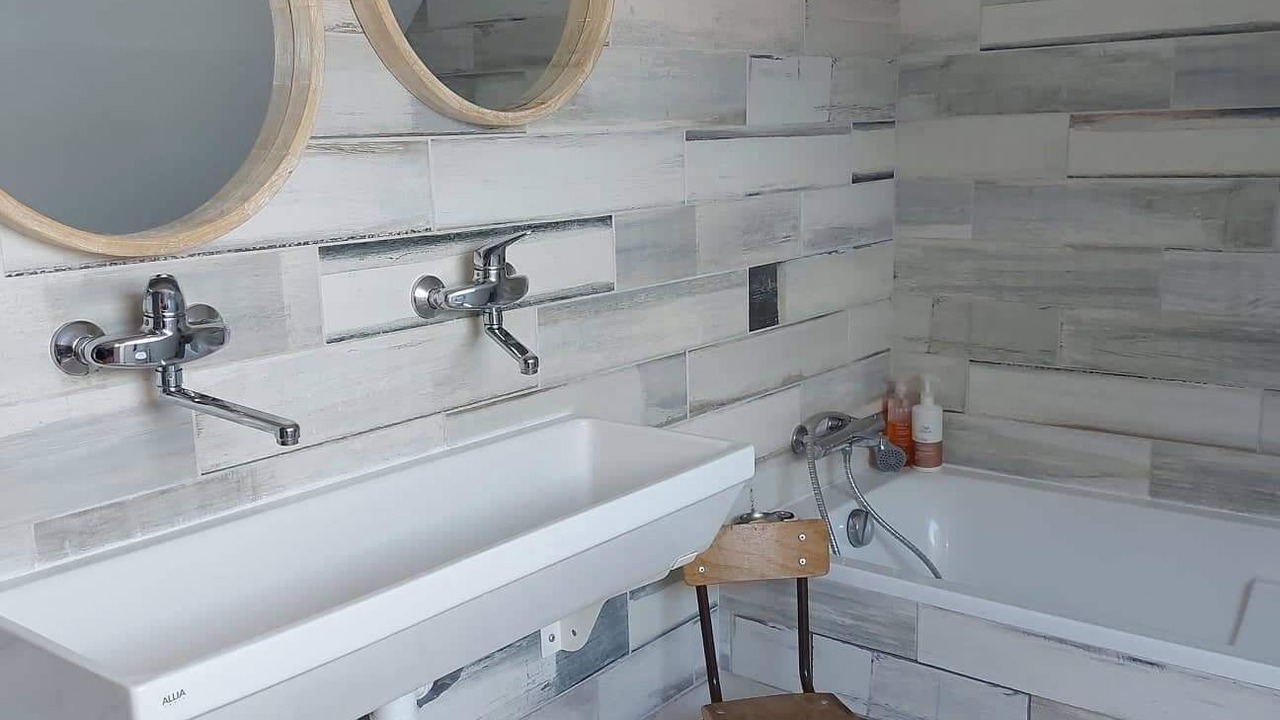Photo of Bathroom in Plumergat