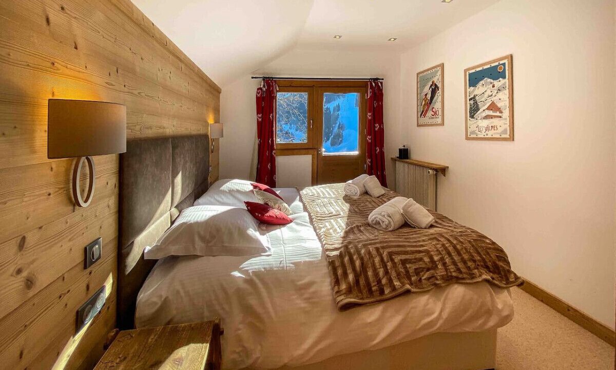 Photo of Bedroom in Meribel Centre