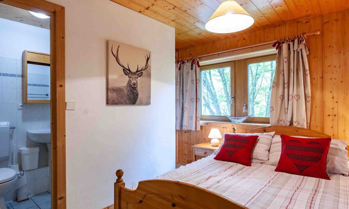 Photo of Bedroom in Meribel Centre