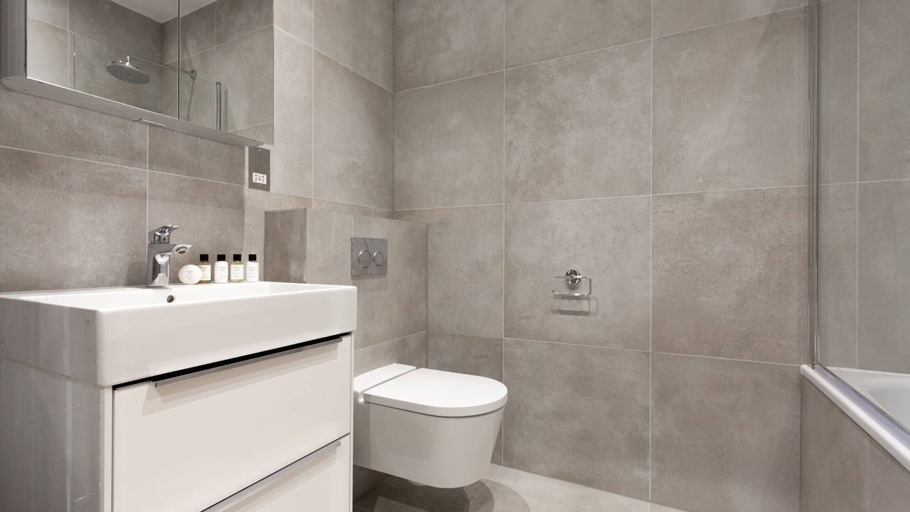 Photo of Bathroom in Holborn and Covent Garden