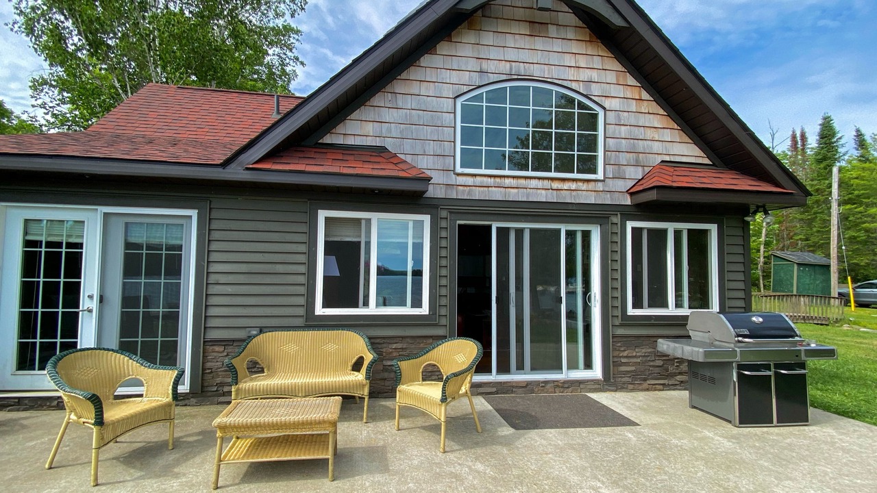 Photo of Patio Balcony in Utterson