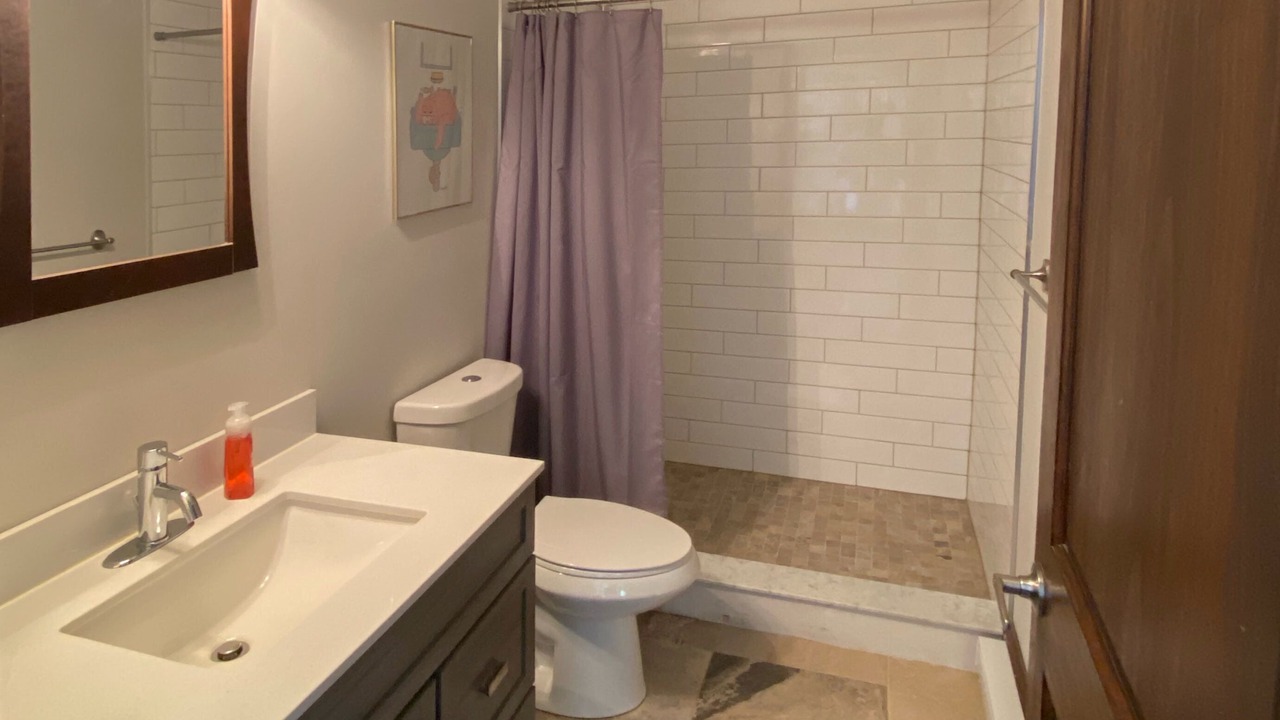 Photo of Bathroom in Utterson