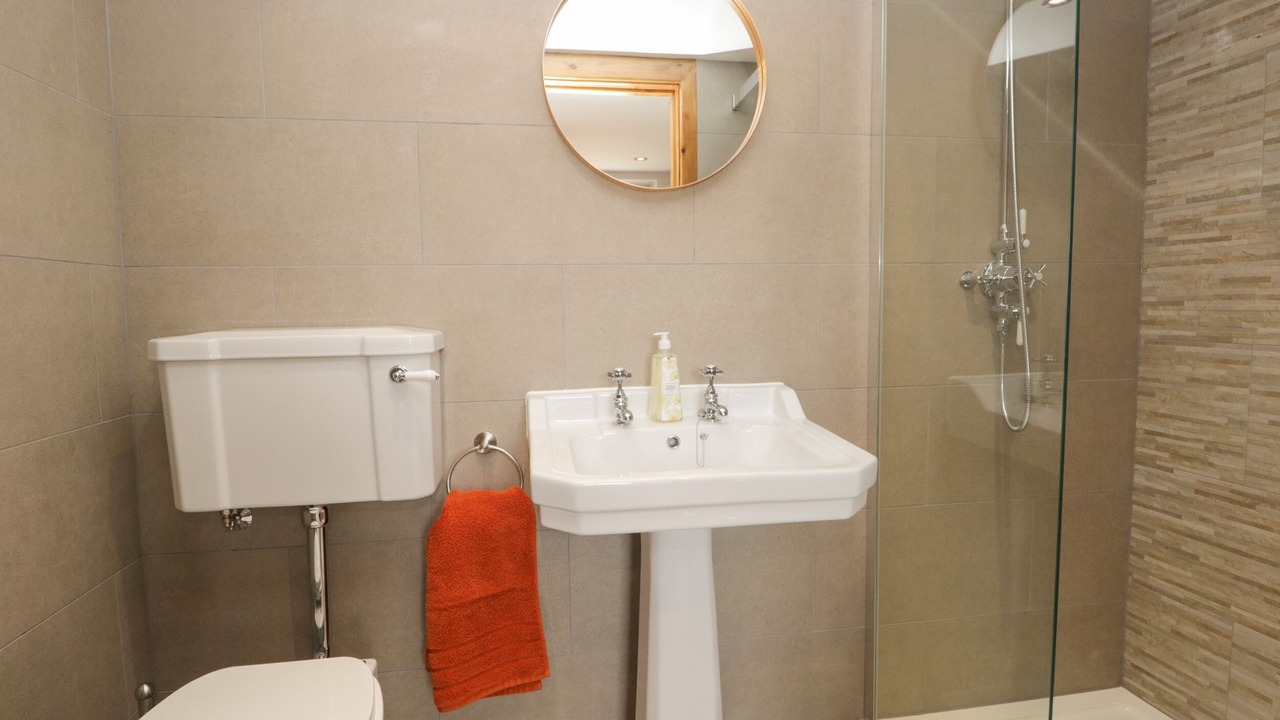 Photo of Bathroom in Thursby