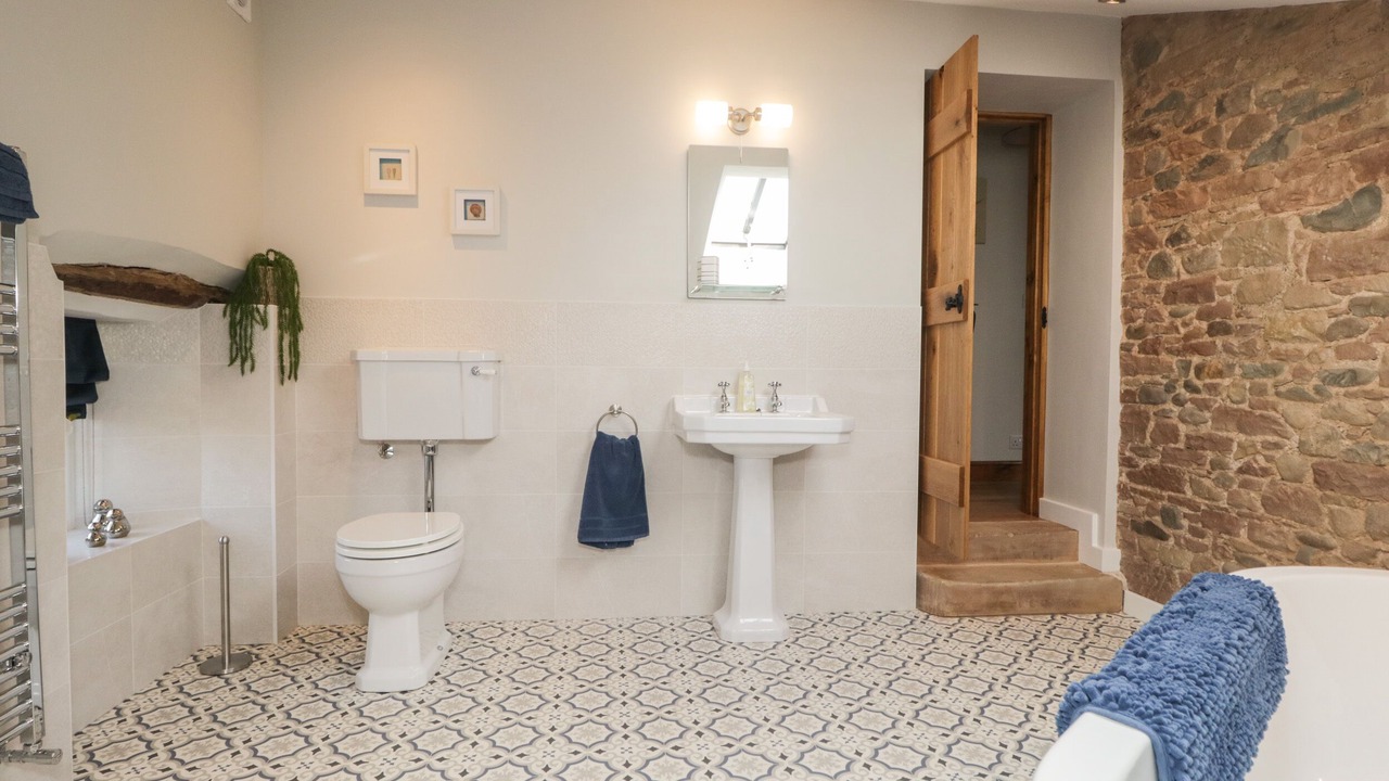 Photo of Bathroom in Thursby