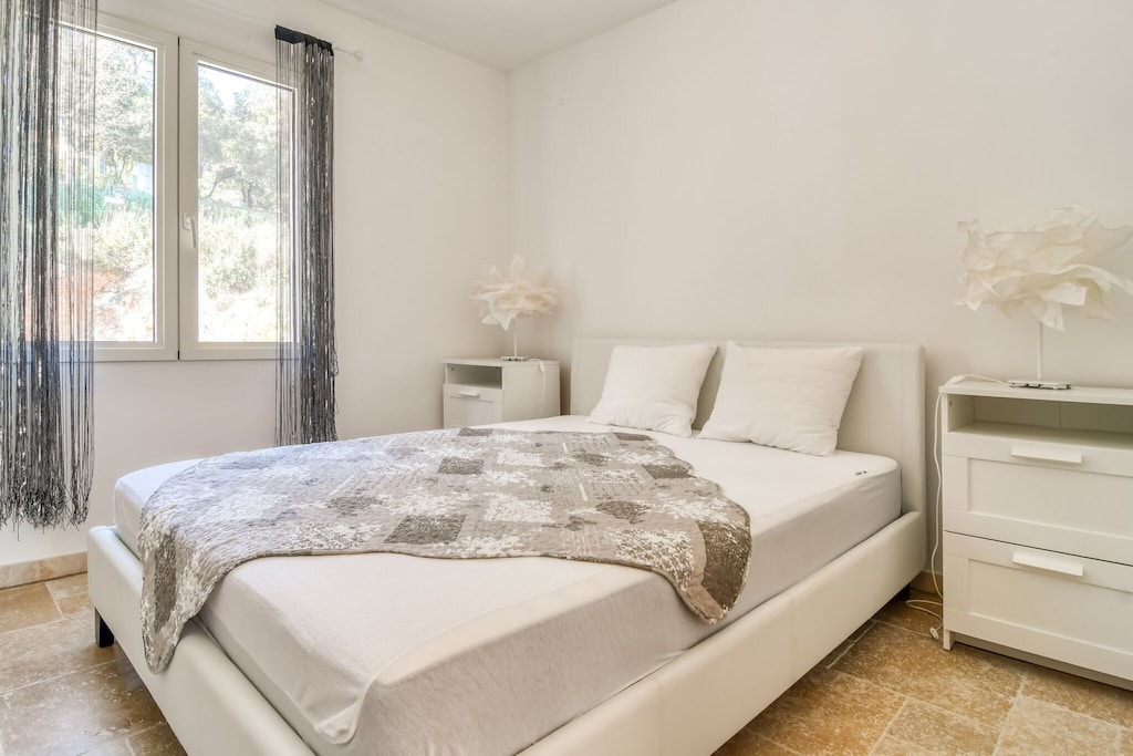 Photo of Bedroom in Le Cannet-des-Maures