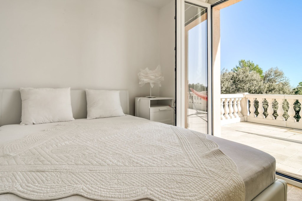 Photo of Bedroom in Le Cannet-des-Maures