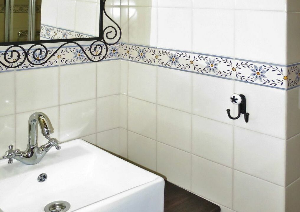 Photo of Bathroom in Cossourado