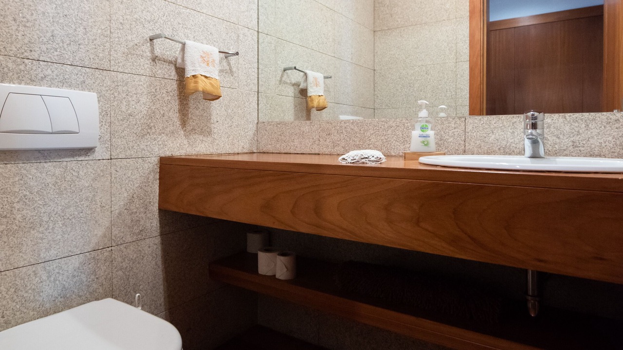 Photo of Bathroom in Leixões