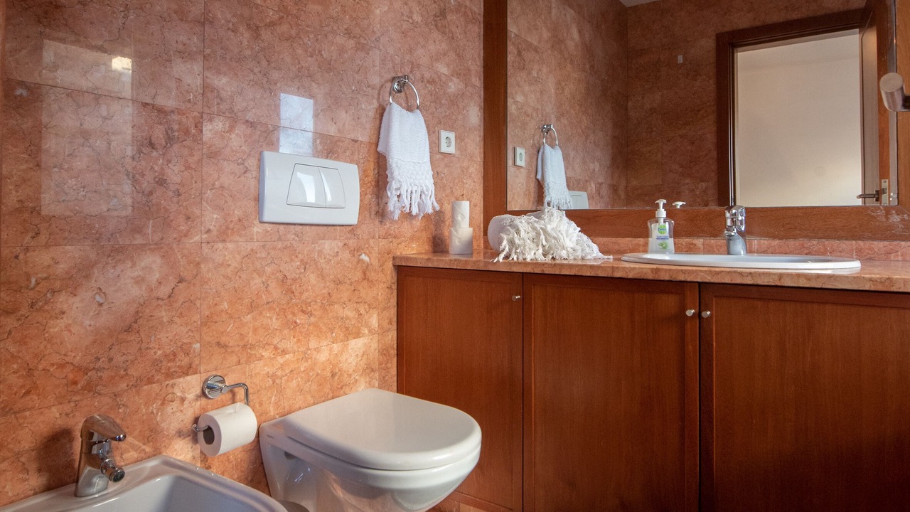 Photo of Bathroom in Leixões