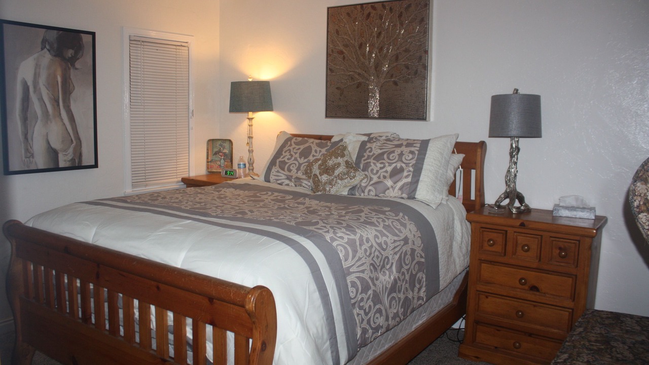 Photo of Bedroom in Lompoc