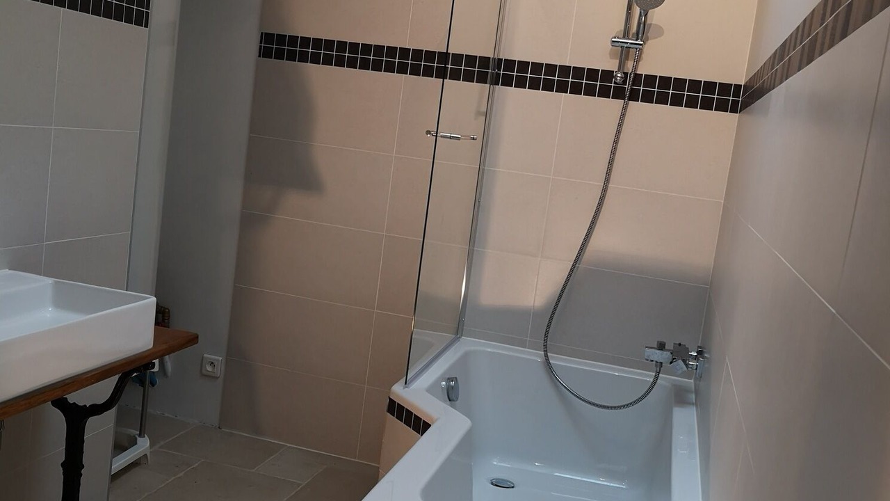 Photo of Bathroom in Sainte-Honorine-des-Pertes