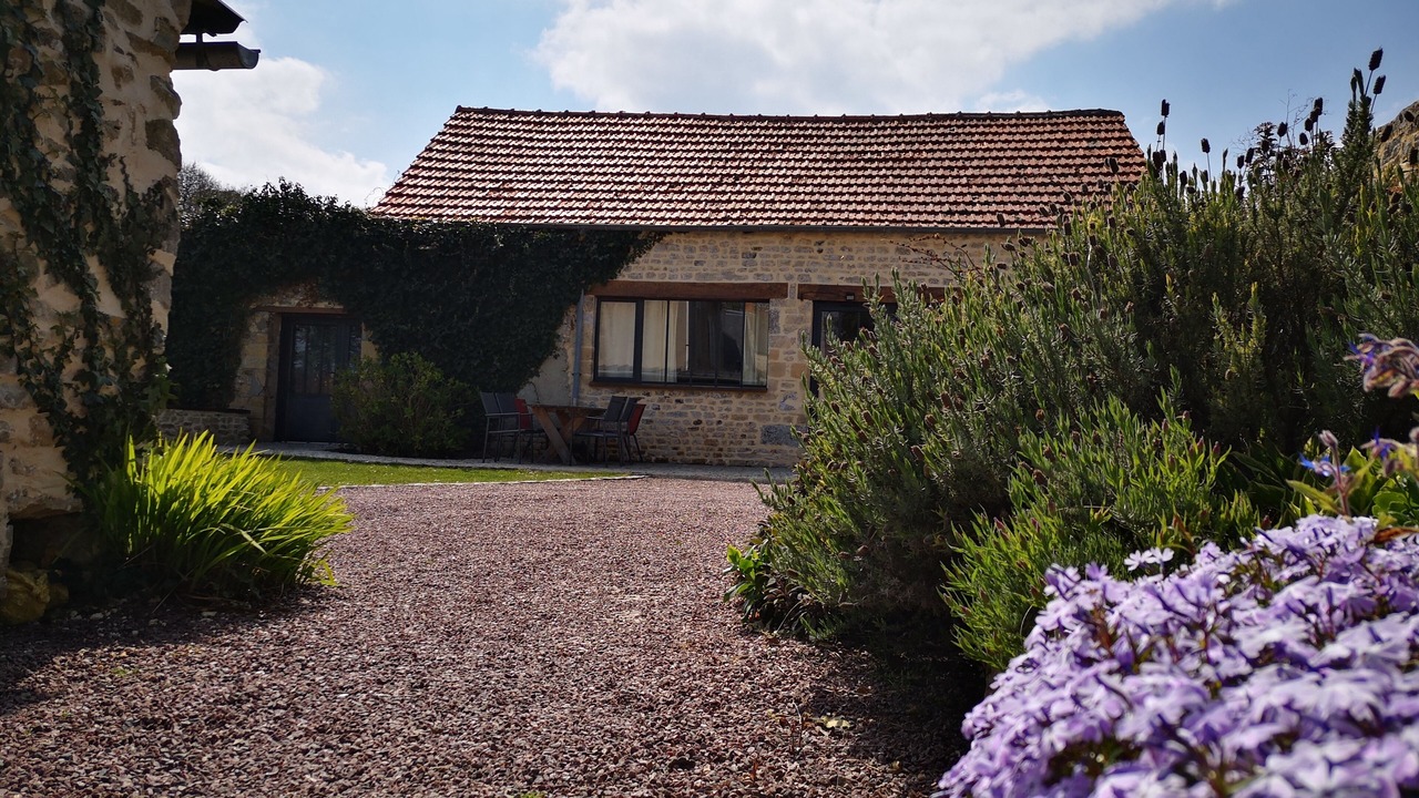 Photo of Outdoor in Sainte-Honorine-des-Pertes