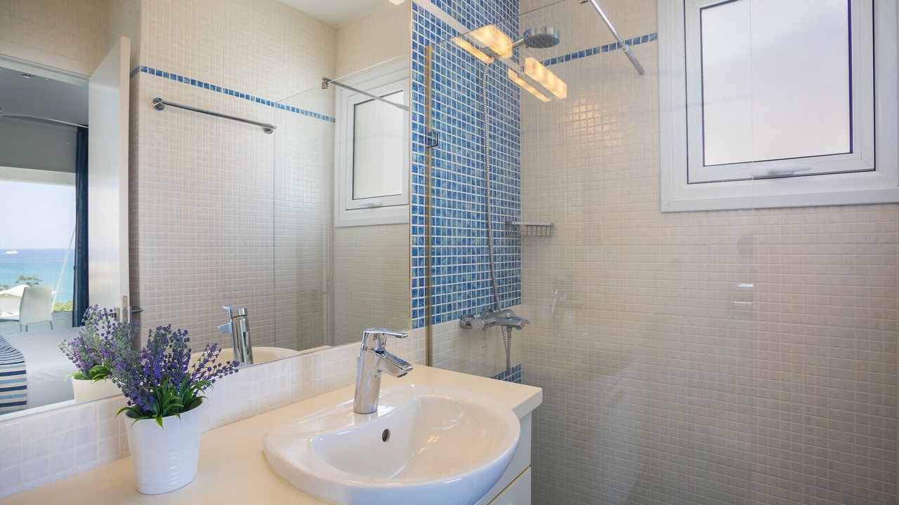 Photo of Bathroom in Pernera