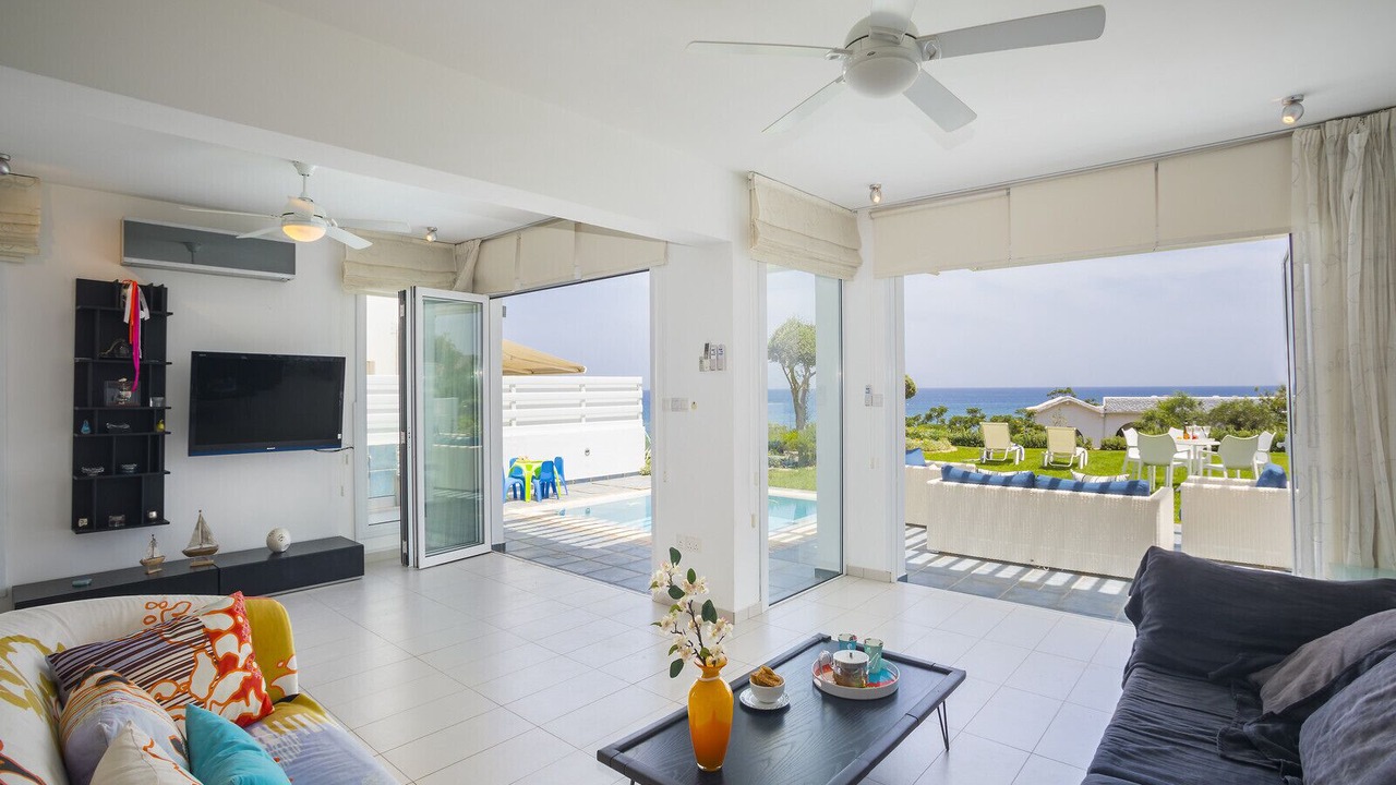 Photo of Livingroom in Pernera
