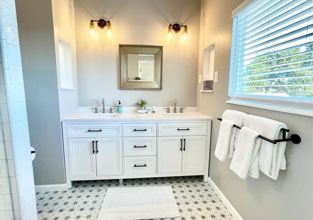 Photo of Bathroom in Lompoc
